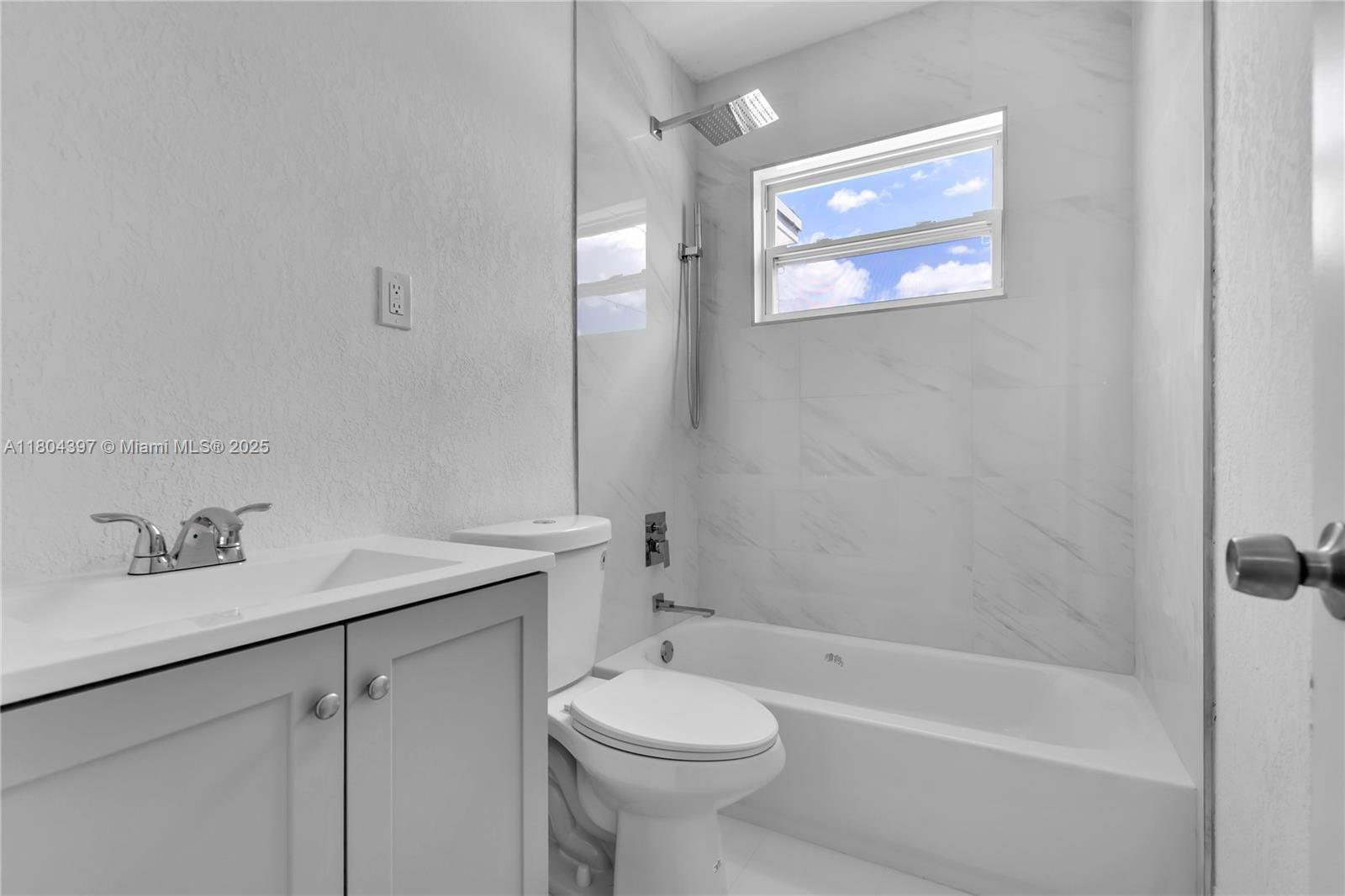 Real estate property located at 8330 35th Pl, Miami-dade, Elson Manors, Miami, FL