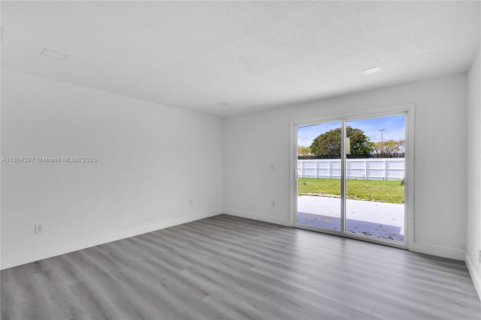 Real estate property located at 8330 35th Pl, Miami-dade, Elson Manors, Miami, FL