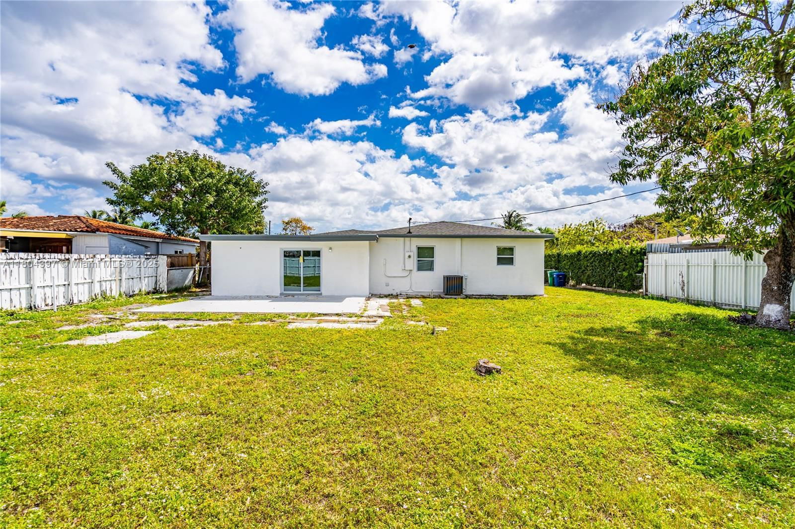 Real estate property located at 8330 35th Pl, Miami-dade, Elson Manors, Miami, FL