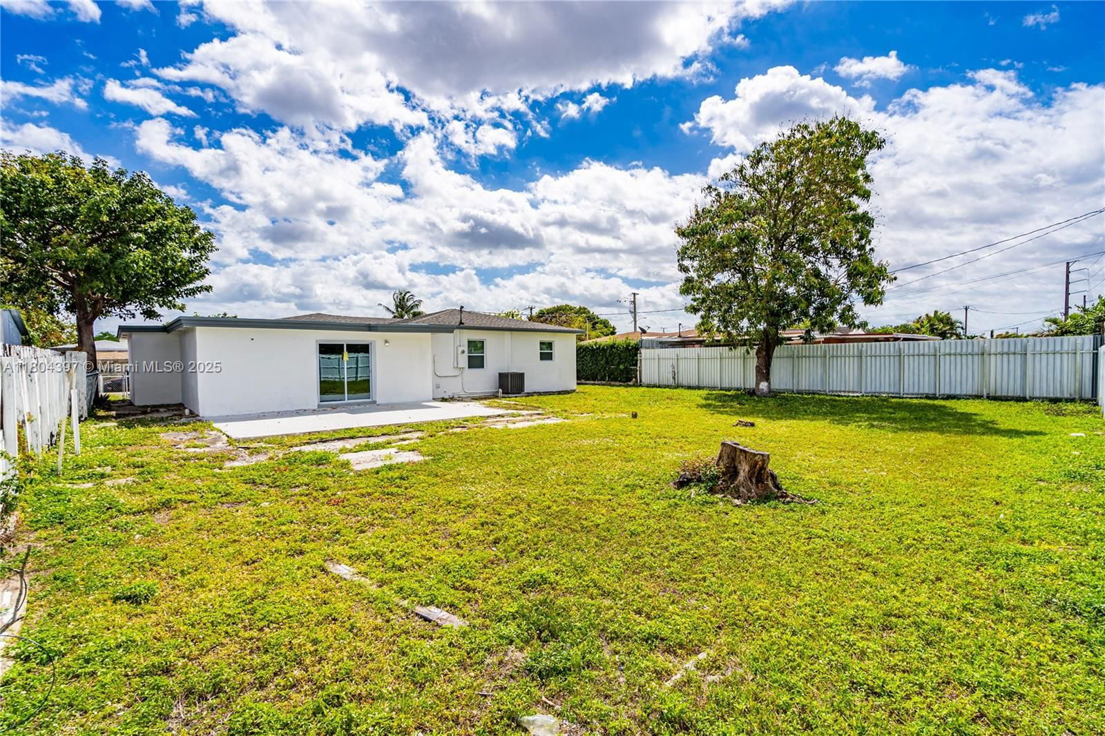 Real estate property located at 8330 35th Pl, Miami-dade, Elson Manors, Miami, FL