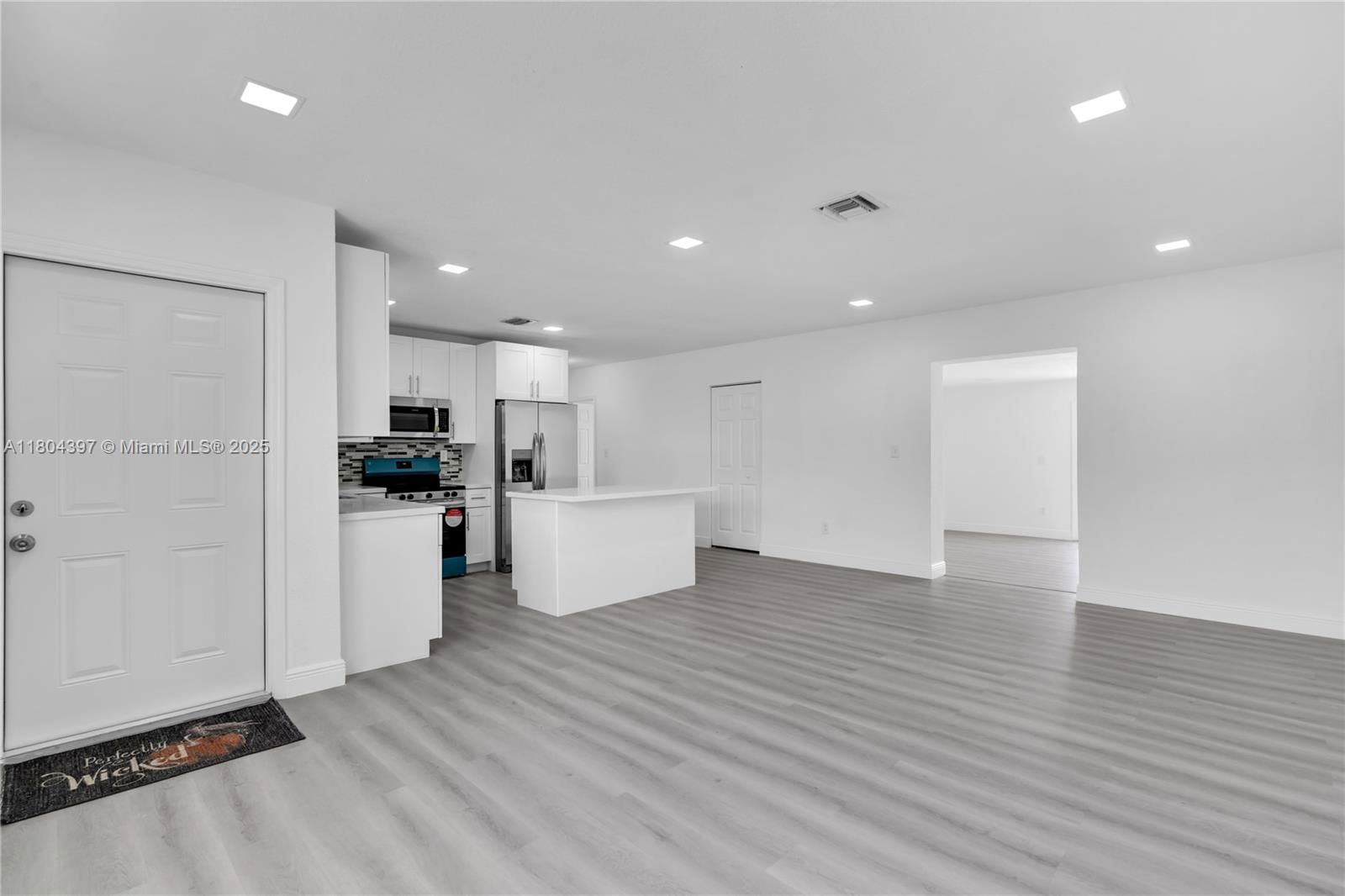 Real estate property located at 8330 35th Pl, Miami-dade, Elson Manors, Miami, FL