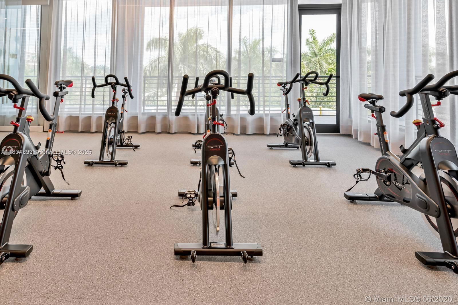 Real estate property located at 5350 84th Ave #1018, Miami-dade, 5350 Park Condo, Doral, FL