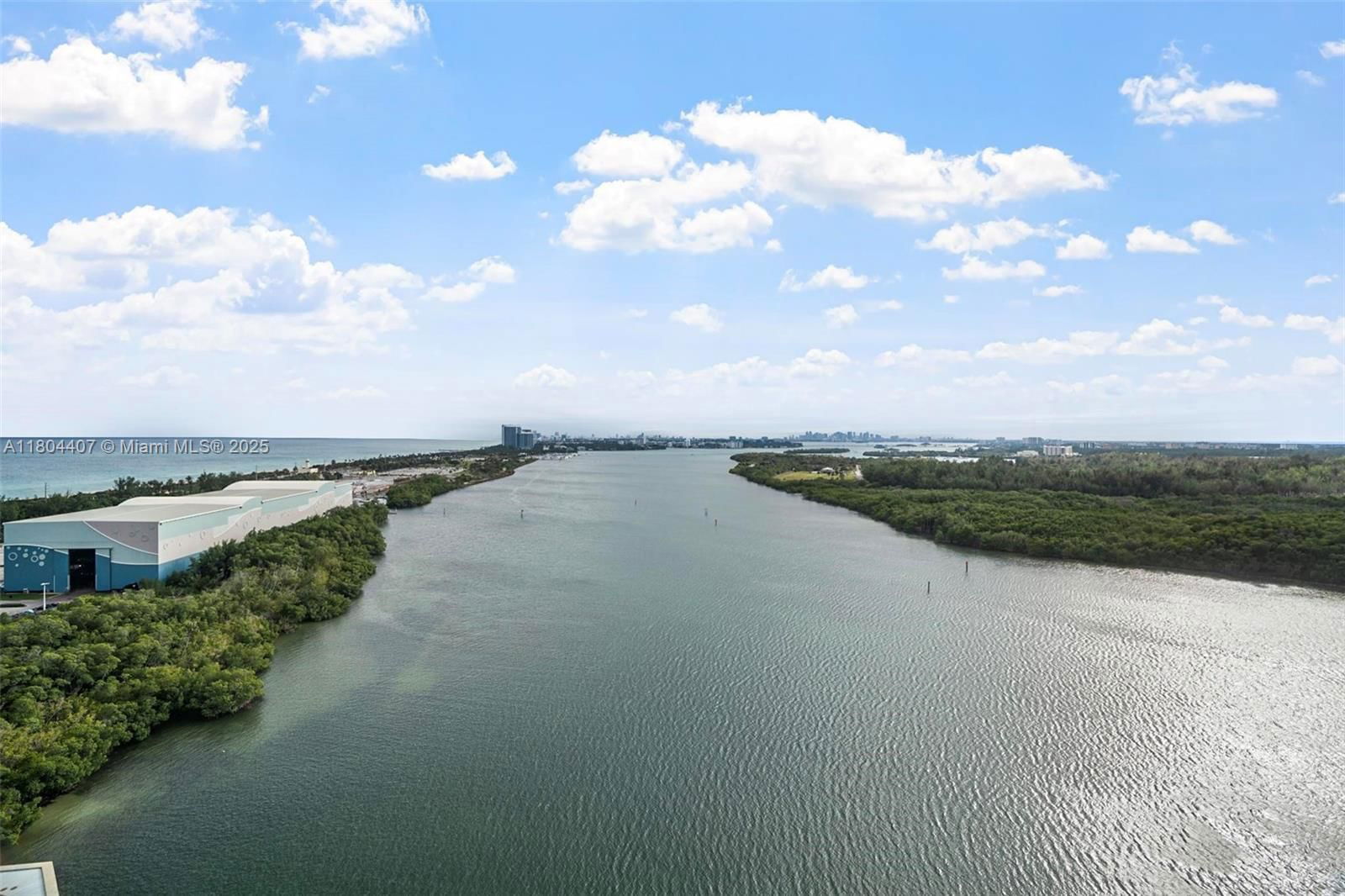 Real estate property located at 300 Bayview Dr #2108, Miami-dade, Arlen House Condo, Sunny Isles Beach, FL