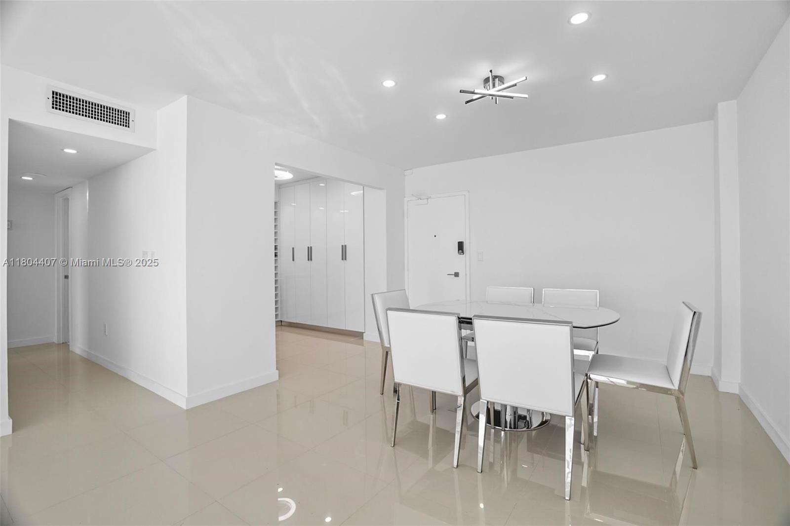 Real estate property located at 300 Bayview Dr #2108, Miami-dade, Arlen House Condo, Sunny Isles Beach, FL