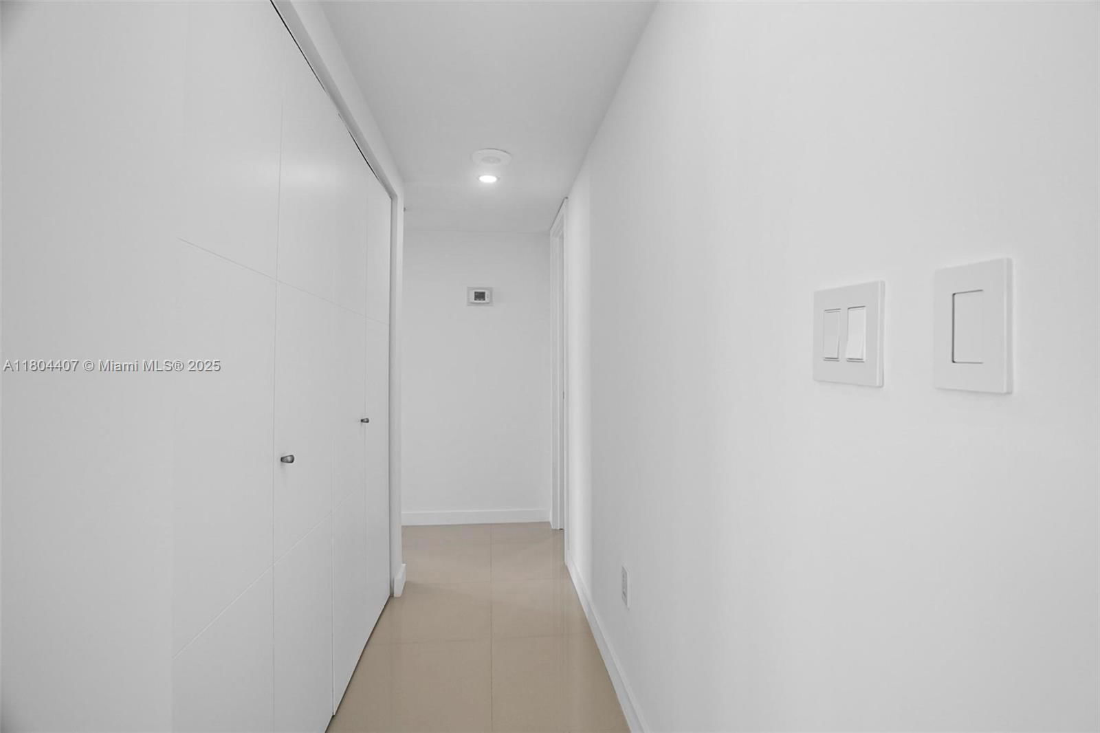 Real estate property located at 300 Bayview Dr #2108, Miami-dade, Arlen House Condo, Sunny Isles Beach, FL