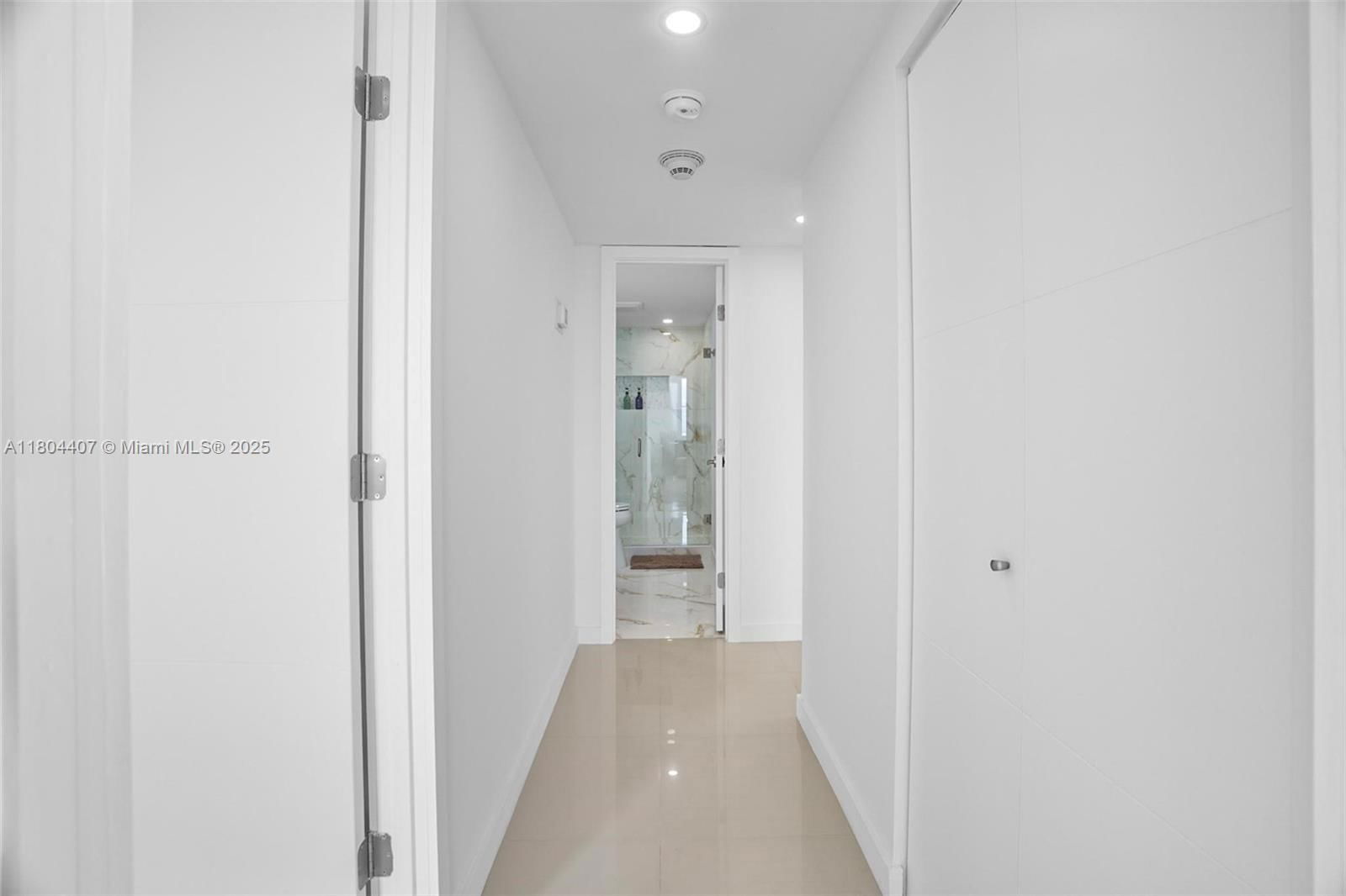 Real estate property located at 300 Bayview Dr #2108, Miami-dade, Arlen House Condo, Sunny Isles Beach, FL