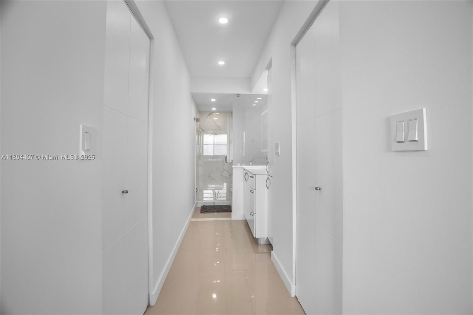 Real estate property located at 300 Bayview Dr #2108, Miami-dade, Arlen House Condo, Sunny Isles Beach, FL