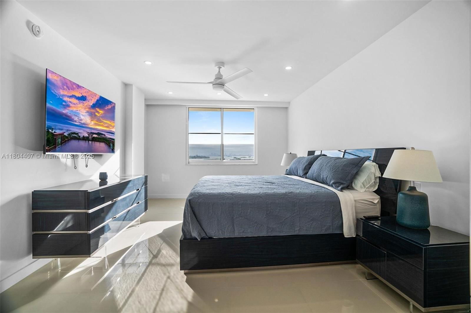 Real estate property located at 300 Bayview Dr #2108, Miami-dade, Arlen House Condo, Sunny Isles Beach, FL