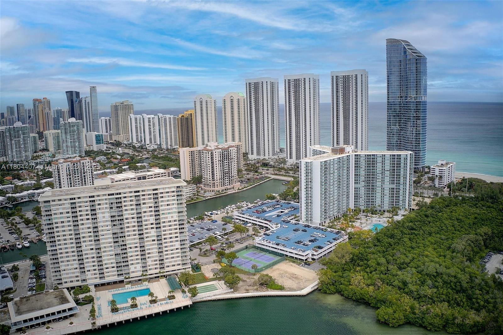 Real estate property located at 300 Bayview Dr #2108, Miami-dade, Arlen House Condo, Sunny Isles Beach, FL