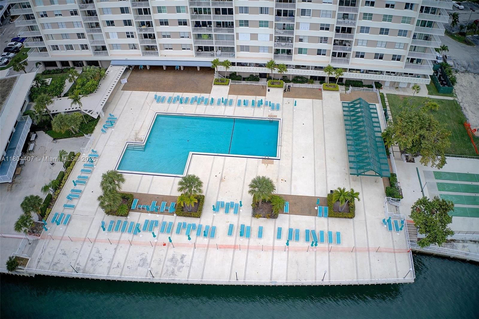 Real estate property located at 300 Bayview Dr #2108, Miami-dade, Arlen House Condo, Sunny Isles Beach, FL