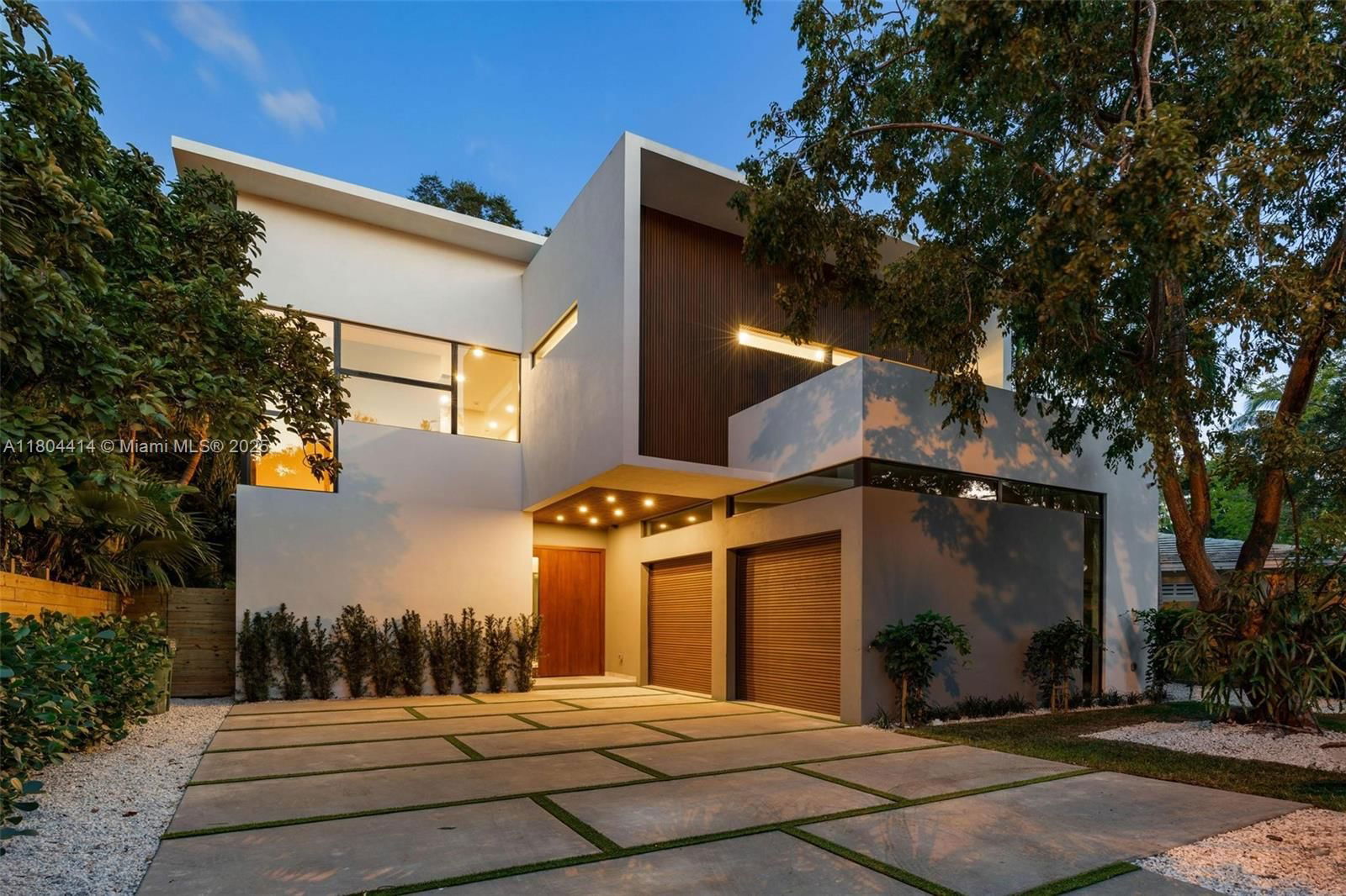 Real estate property located at 2805 Freeman St, Miami-dade, Town Hall Comm Addn, Miami, FL