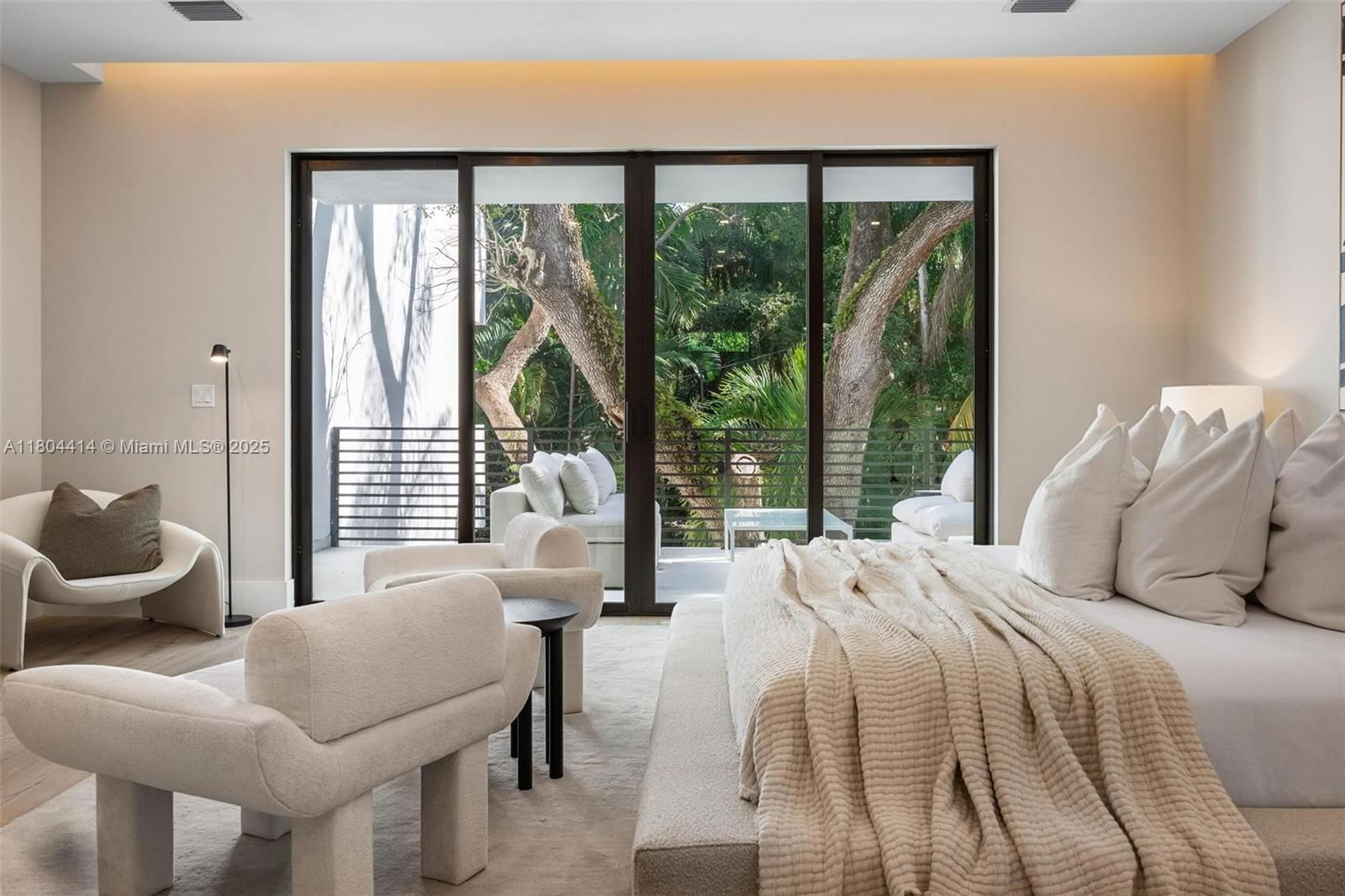 Real estate property located at 2805 Freeman St, Miami-dade, Town Hall Comm Addn, Miami, FL