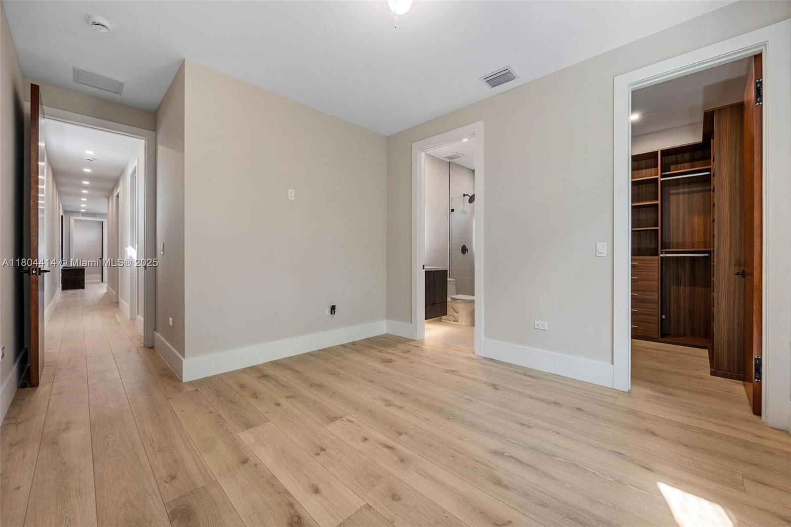 Real estate property located at 2805 Freeman St, Miami-dade, Town Hall Comm Addn, Miami, FL