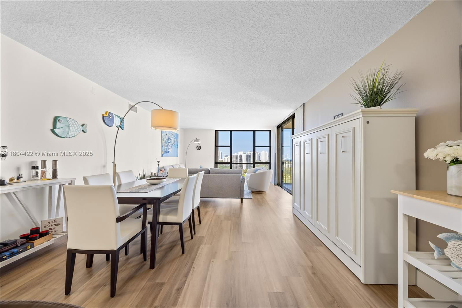 Real estate property located at 20301 Country Club Dr #1623, Miami-dade, Coronado Condo- Tower Ii, Aventura, FL