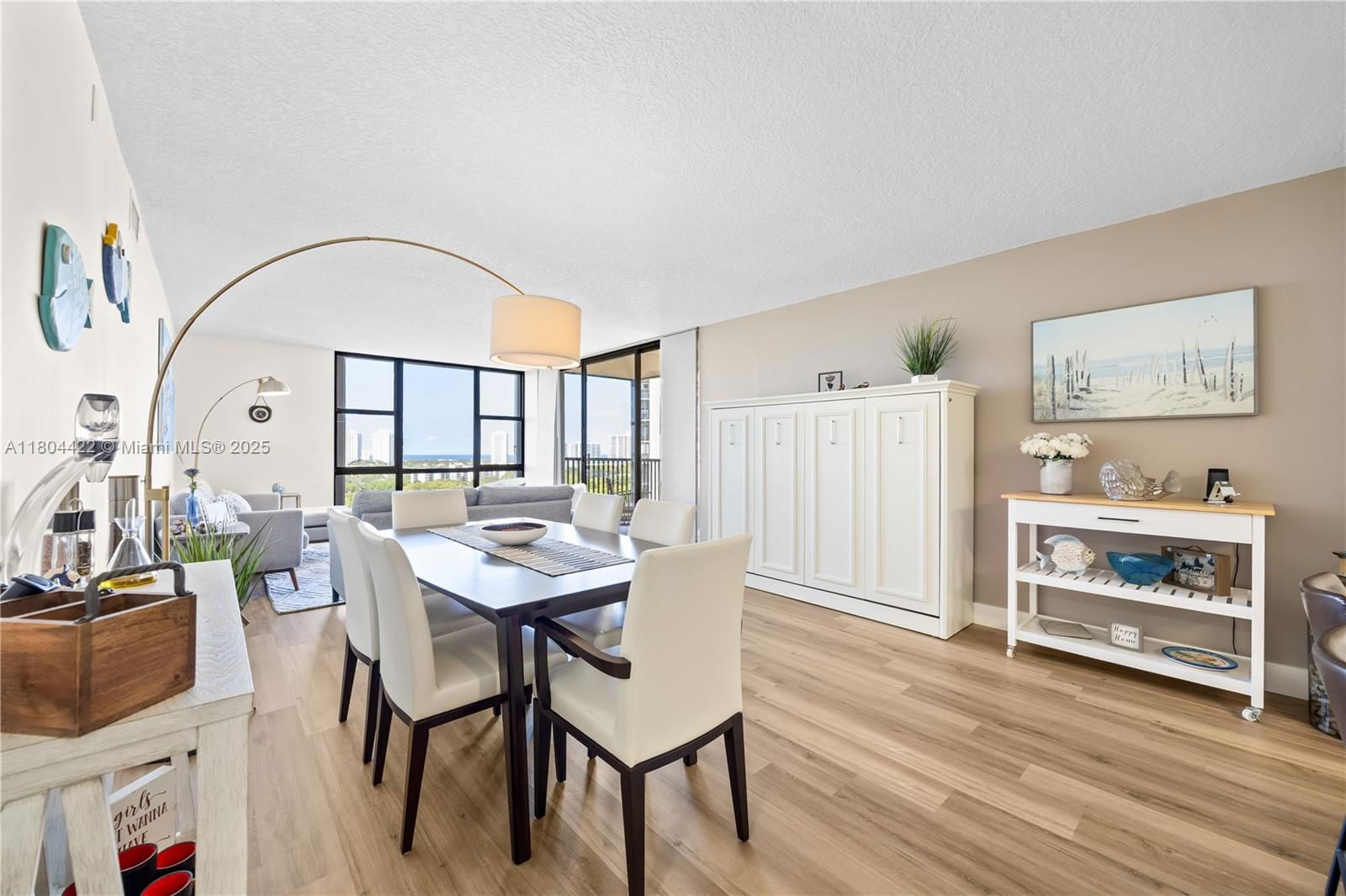 Real estate property located at 20301 Country Club Dr #1623, Miami-dade, Coronado Condo- Tower Ii, Aventura, FL