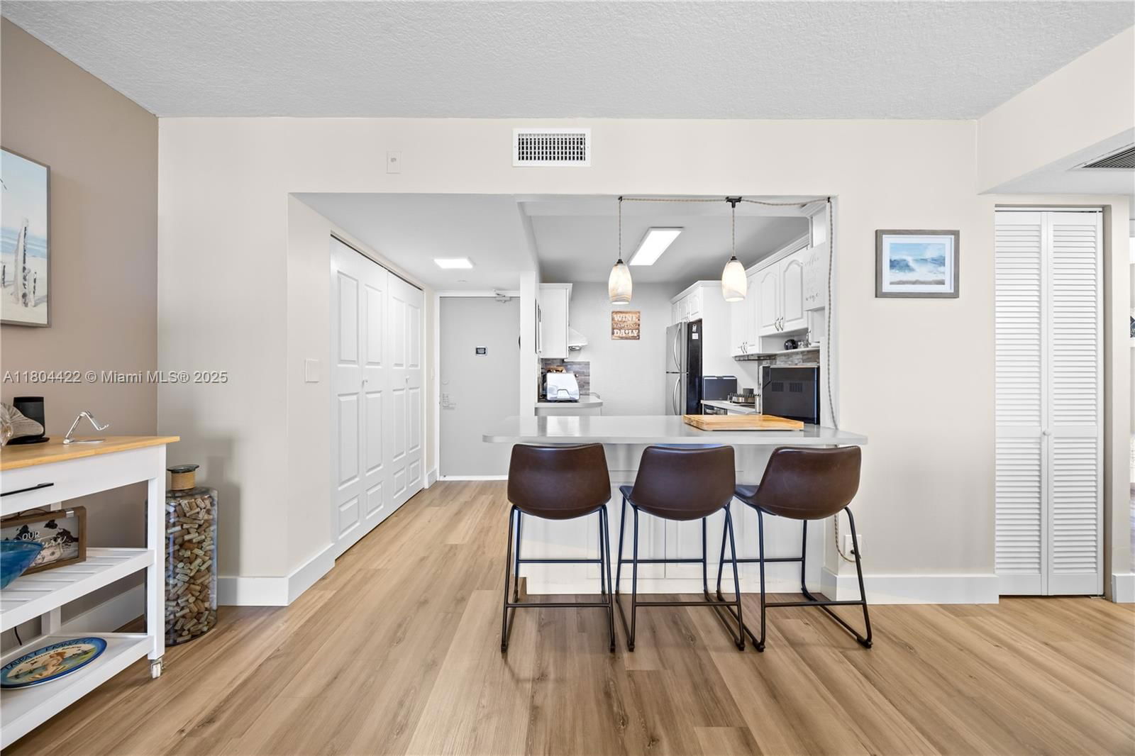 Real estate property located at 20301 Country Club Dr #1623, Miami-dade, Coronado Condo- Tower Ii, Aventura, FL