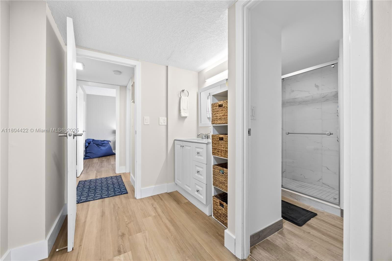 Real estate property located at 20301 Country Club Dr #1623, Miami-dade, Coronado Condo- Tower Ii, Aventura, FL