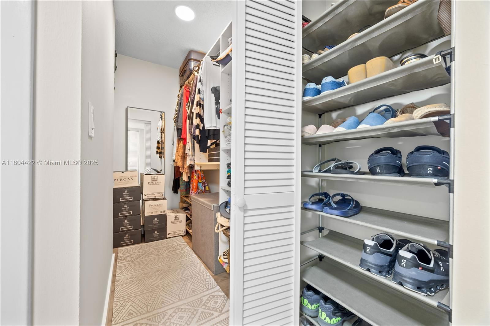 Real estate property located at 20301 Country Club Dr #1623, Miami-dade, Coronado Condo- Tower Ii, Aventura, FL