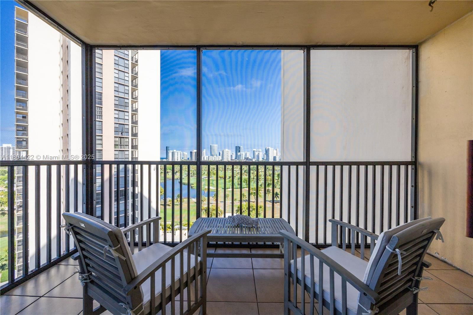 Real estate property located at 20301 Country Club Dr #1623, Miami-dade, Coronado Condo- Tower Ii, Aventura, FL