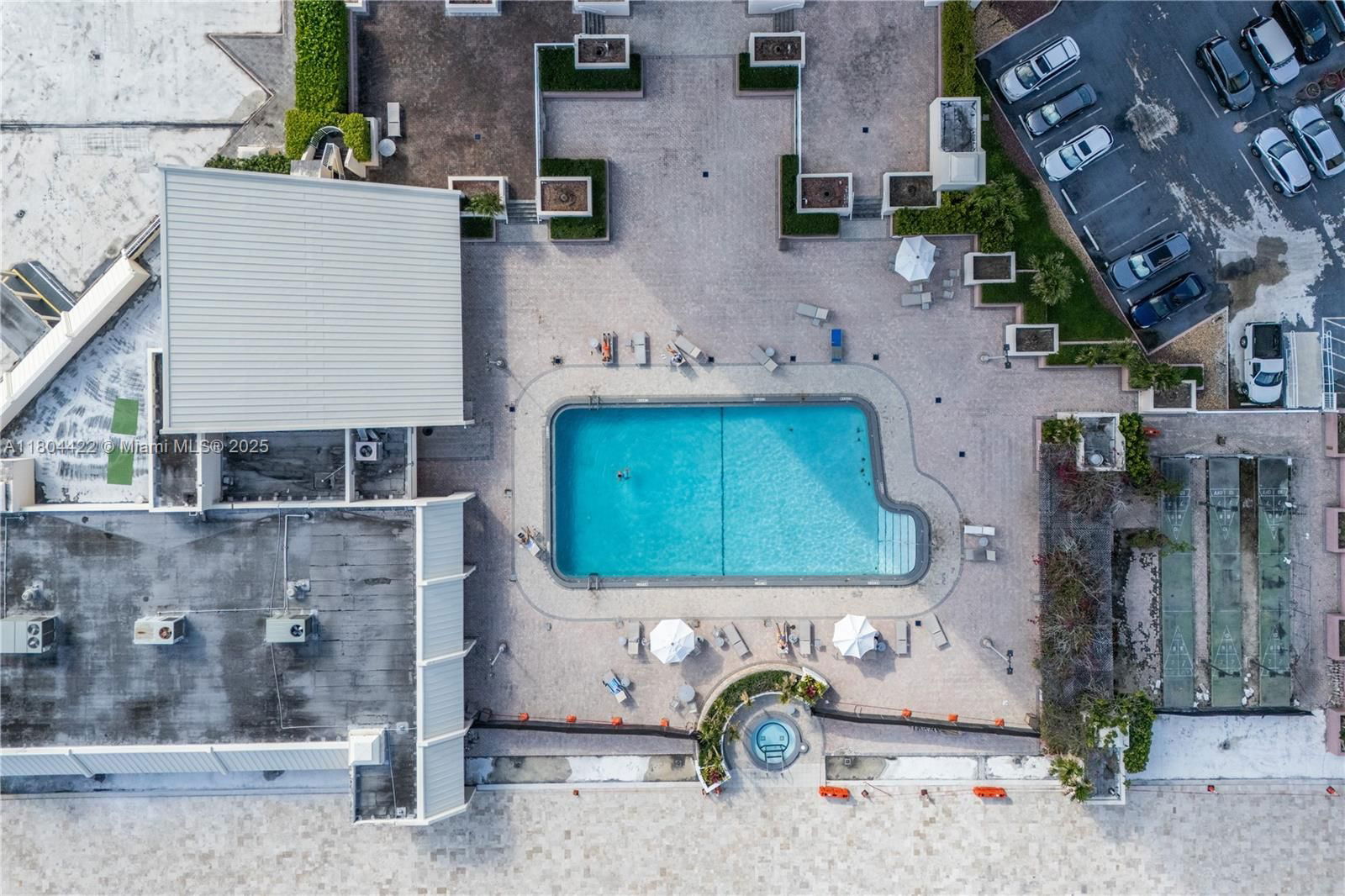Real estate property located at 20301 Country Club Dr #1623, Miami-dade, Coronado Condo- Tower Ii, Aventura, FL