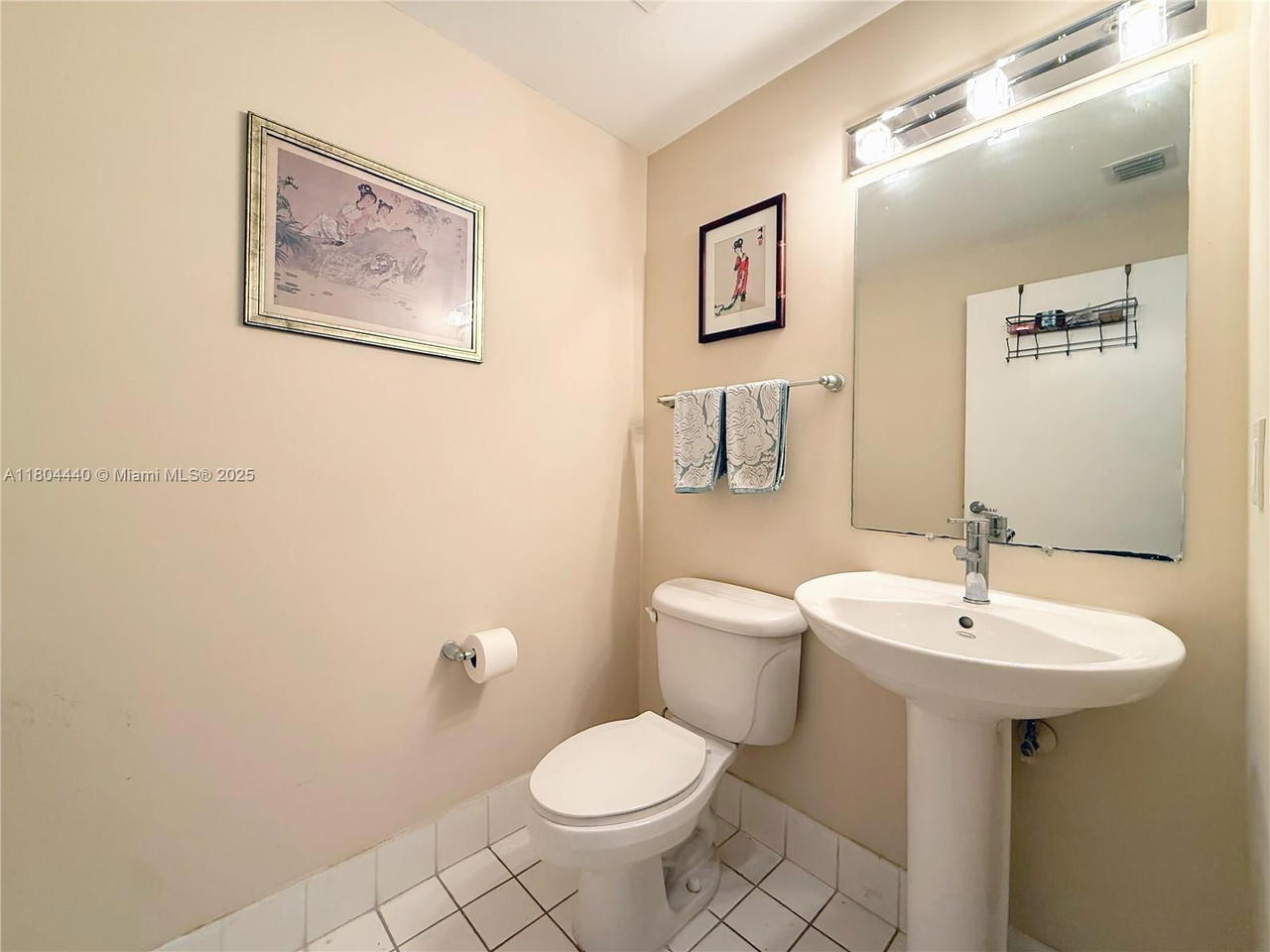 Real estate property located at 601 36th St #2608, Miami-dade, Blue Condo, Miami, FL
