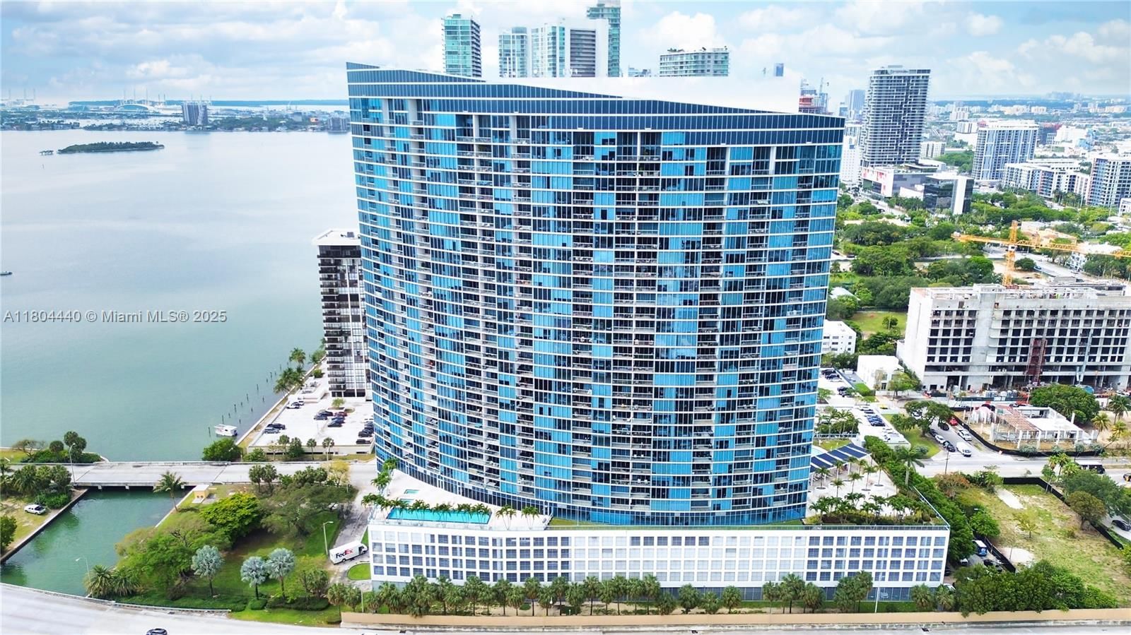 Real estate property located at 601 36th St #2608, Miami-dade, Blue Condo, Miami, FL