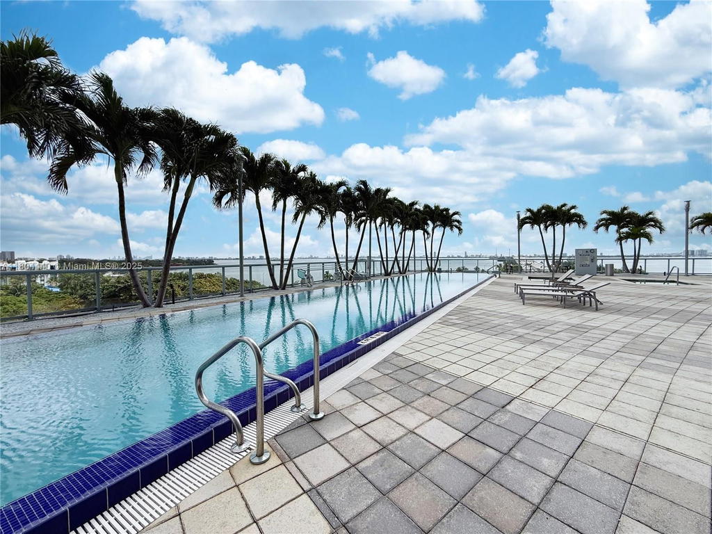 Real estate property located at 601 36th St #2608, Miami-dade, Blue Condo, Miami, FL