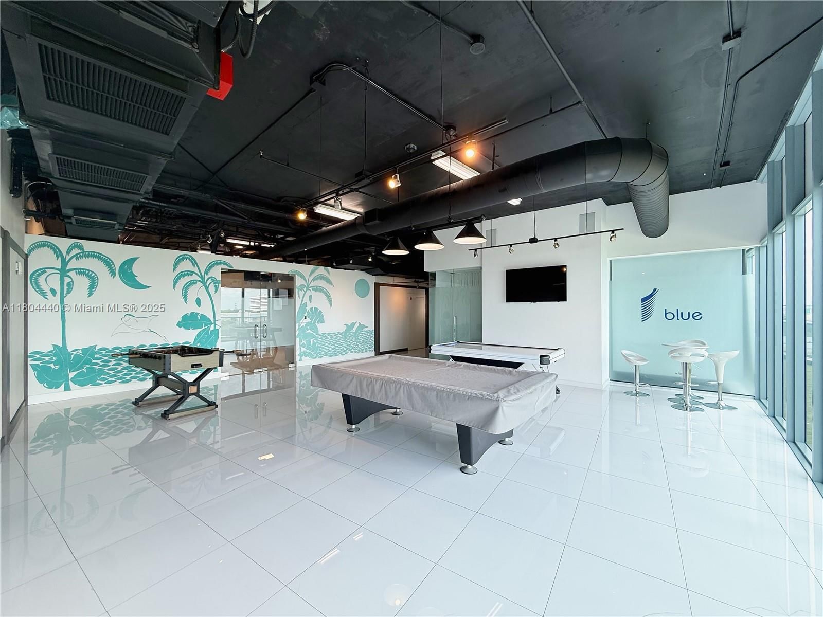 Real estate property located at 601 36th St #2608, Miami-dade, Blue Condo, Miami, FL