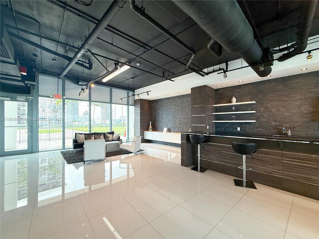 Real estate property located at 601 36th St #2608, Miami-dade, Blue Condo, Miami, FL