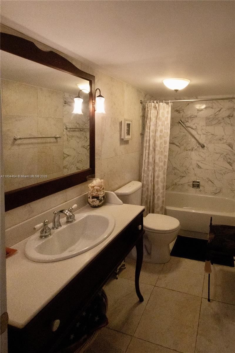 Real estate property located at 2555 Collins Ave #308, Miami-dade, Club Atlantis Condo, Miami Beach, FL