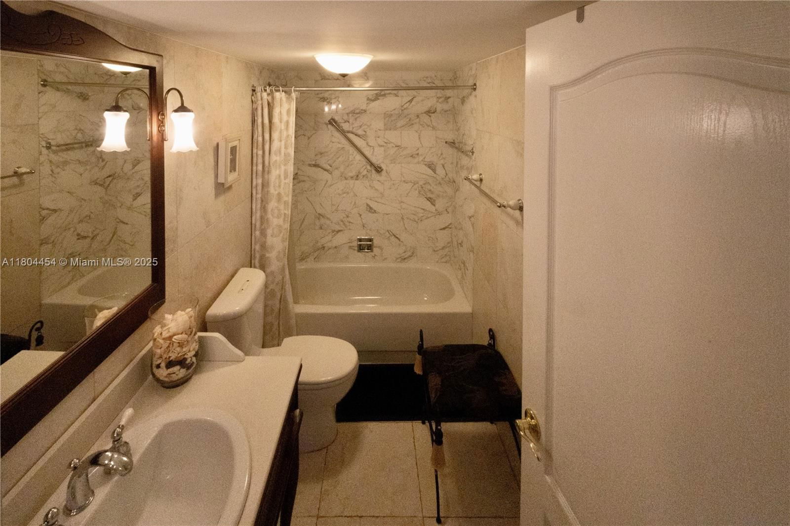 Real estate property located at 2555 Collins Ave #308, Miami-dade, Club Atlantis Condo, Miami Beach, FL