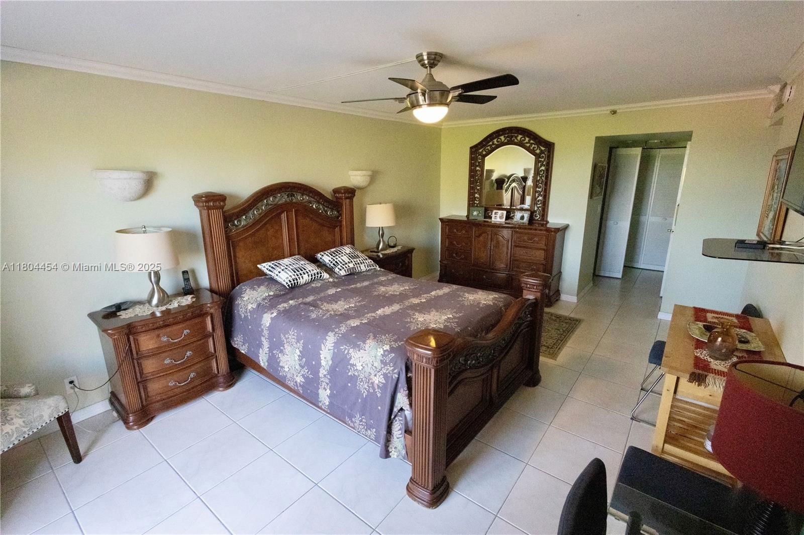Real estate property located at 2555 Collins Ave #308, Miami-dade, Club Atlantis Condo, Miami Beach, FL