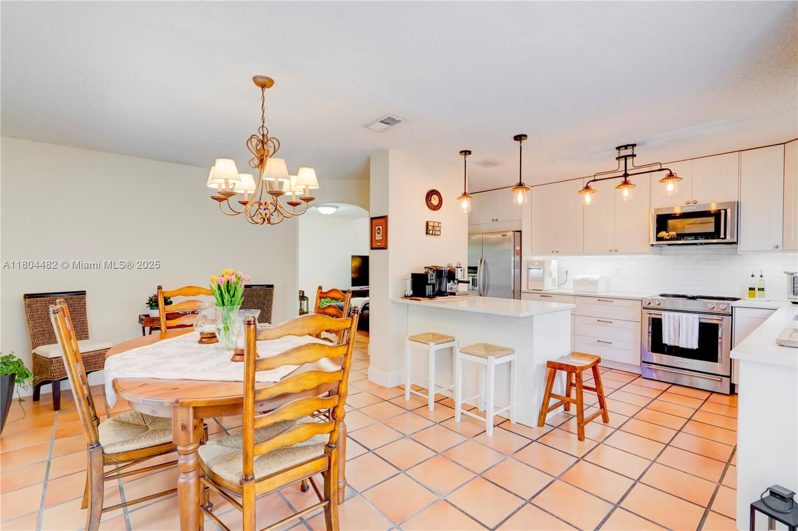 Real estate property located at 7425 108th Ave, Miami-dade, Sunset Palms, Miami, FL
