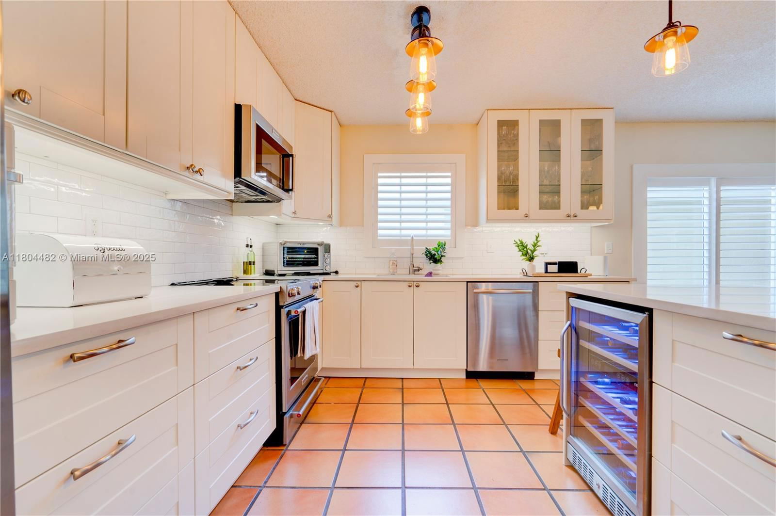 Real estate property located at 7425 108th Ave, Miami-dade, Sunset Palms, Miami, FL
