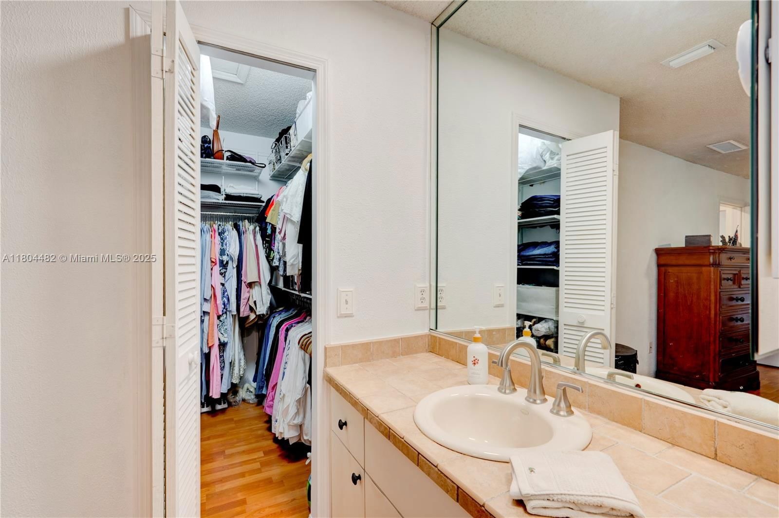 Real estate property located at 7425 108th Ave, Miami-dade, Sunset Palms, Miami, FL