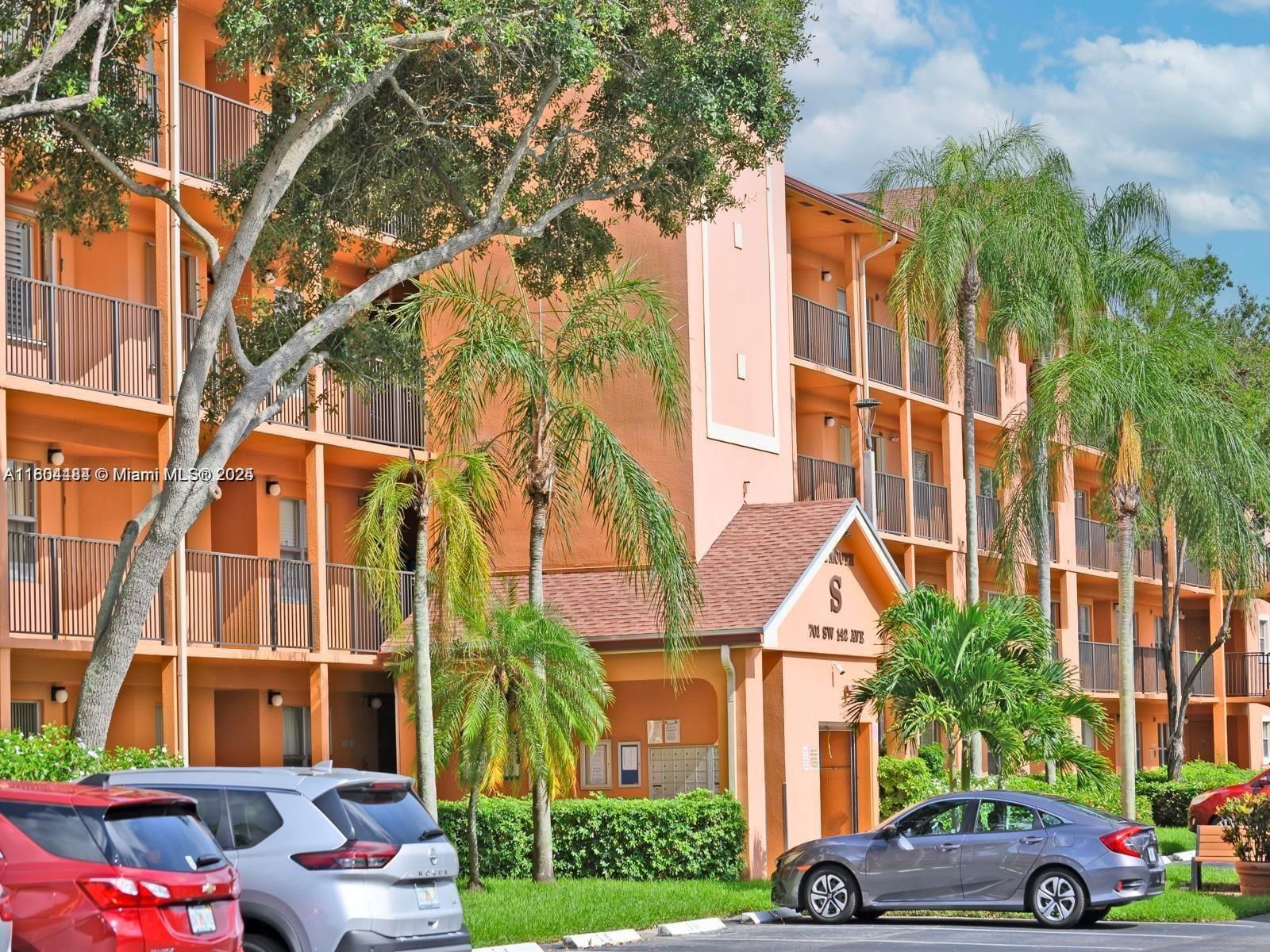 Real estate property located at 701 142nd Ave #208S, Broward, Plymouth At Century Villa, Pembroke Pines, FL