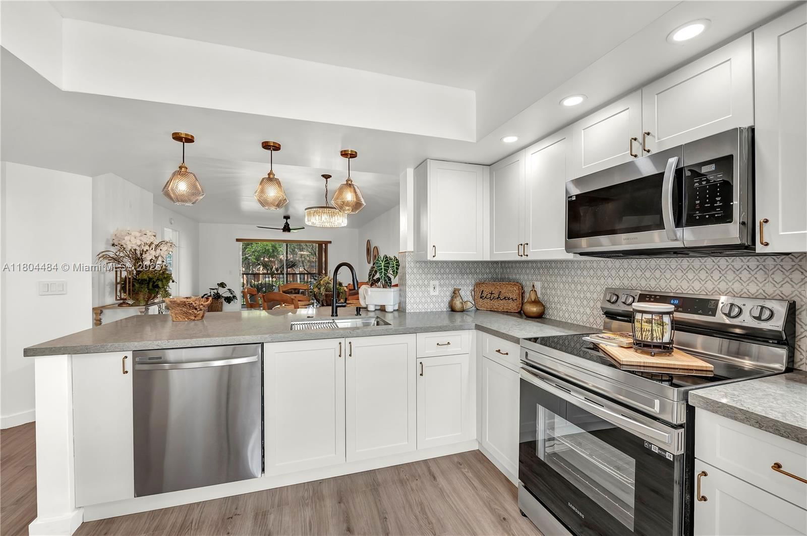 Real estate property located at 701 142nd Ave #208S, Broward, Plymouth At Century Villa, Pembroke Pines, FL