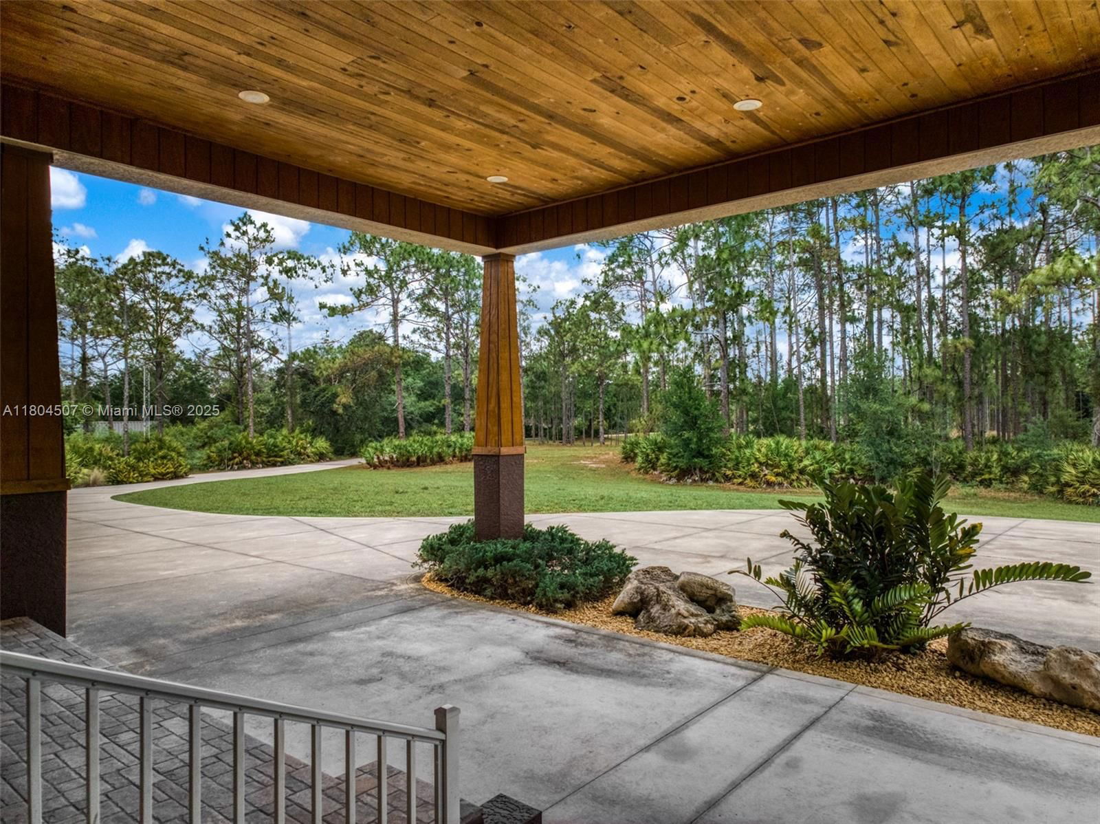 Real estate property located at 3324 Miller Avenue, Highlands, Footmans Trail, Lake Placid, FL