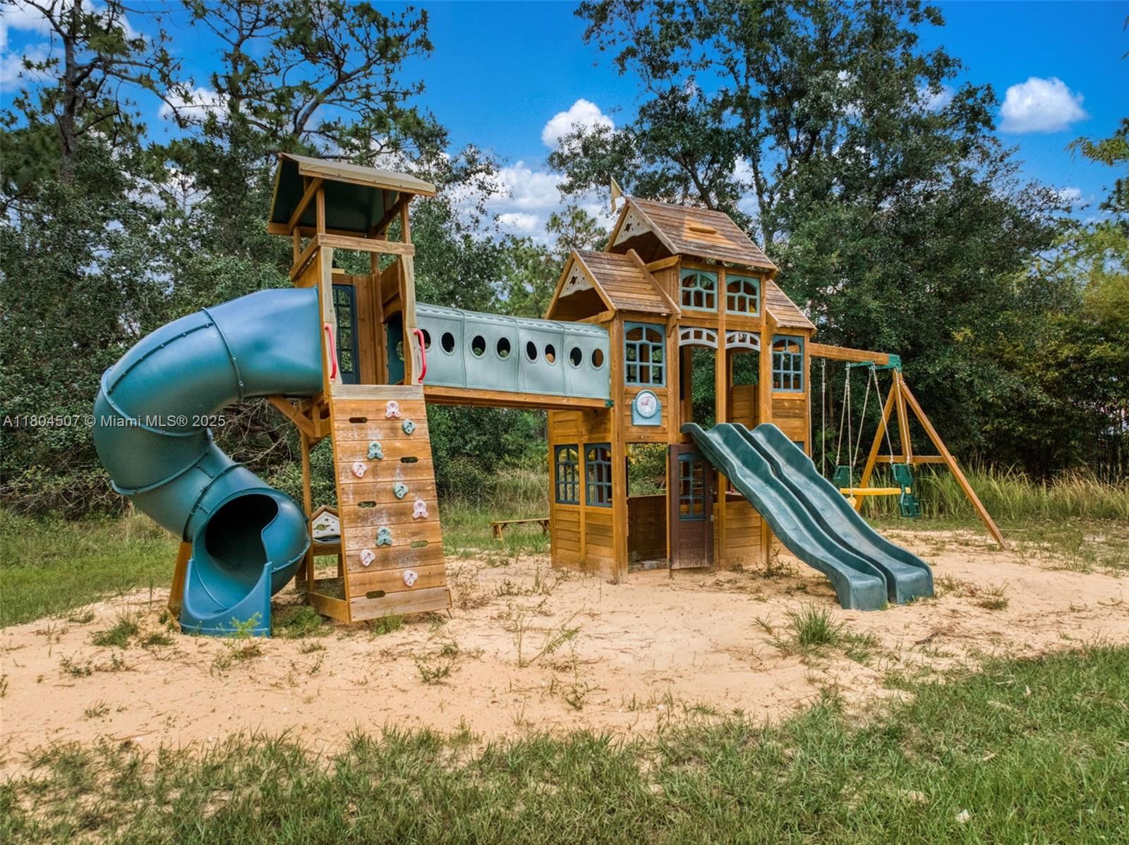 Real estate property located at 3324 Miller Avenue, Highlands, Footmans Trail, Lake Placid, FL