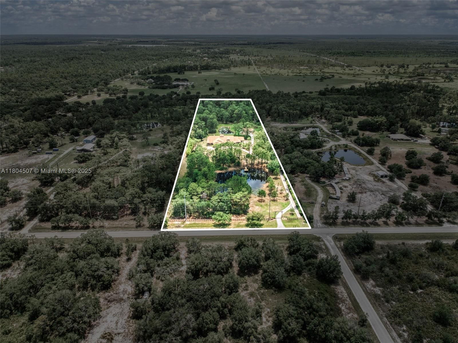 Real estate property located at 3324 Miller Avenue, Highlands, Footmans Trail, Lake Placid, FL