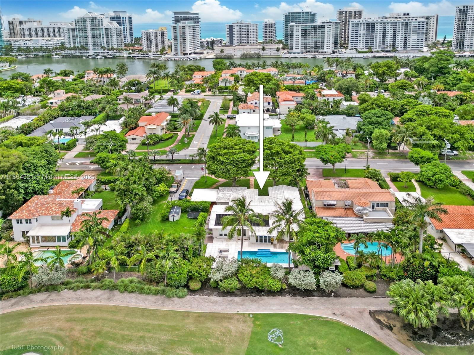 Real estate property located at 5860 La Gorce Dr, Miami-dade, Beach View Addn, Miami Beach, FL