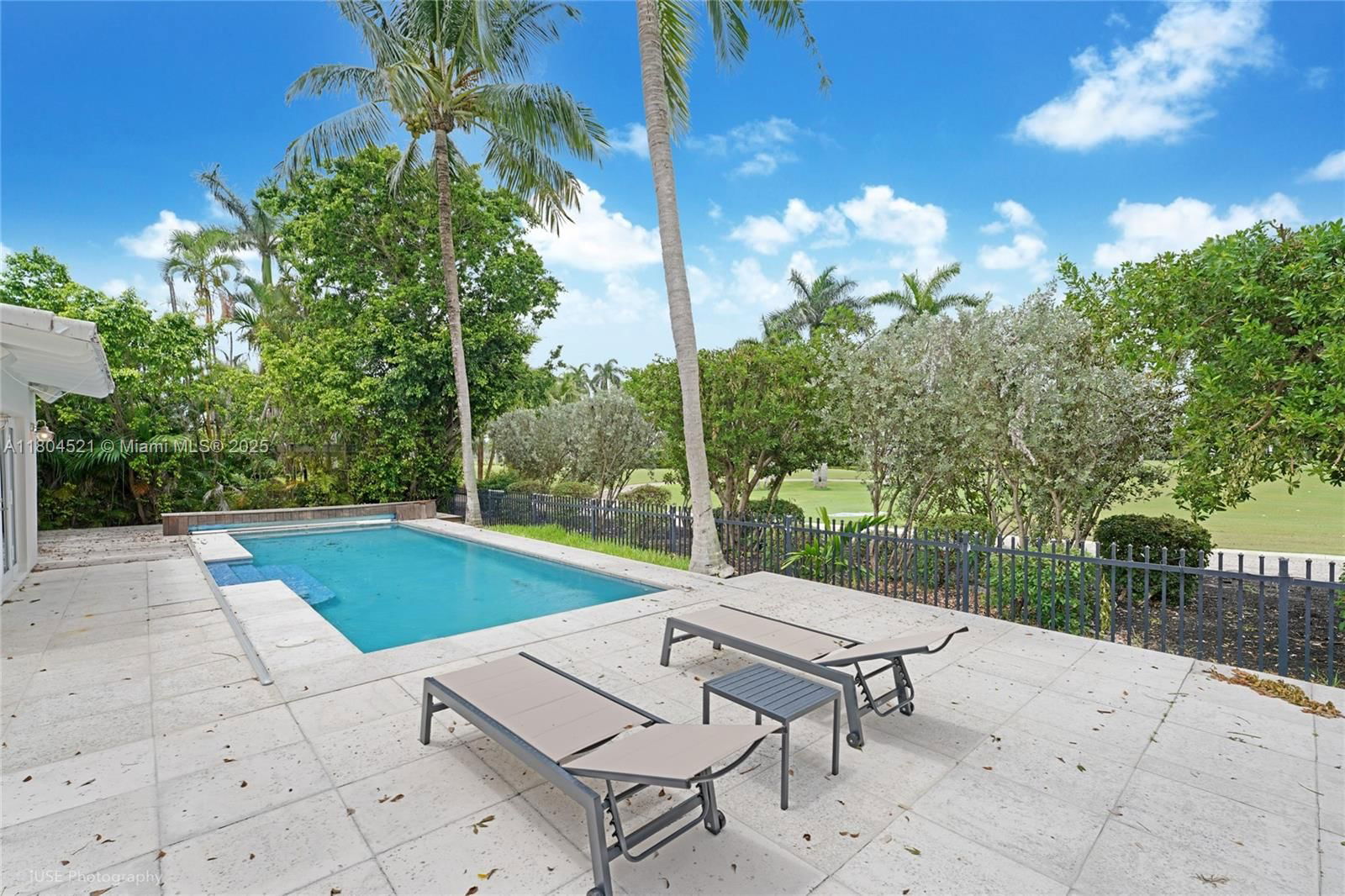 Real estate property located at 5860 La Gorce Dr, Miami-dade, Beach View Addn, Miami Beach, FL