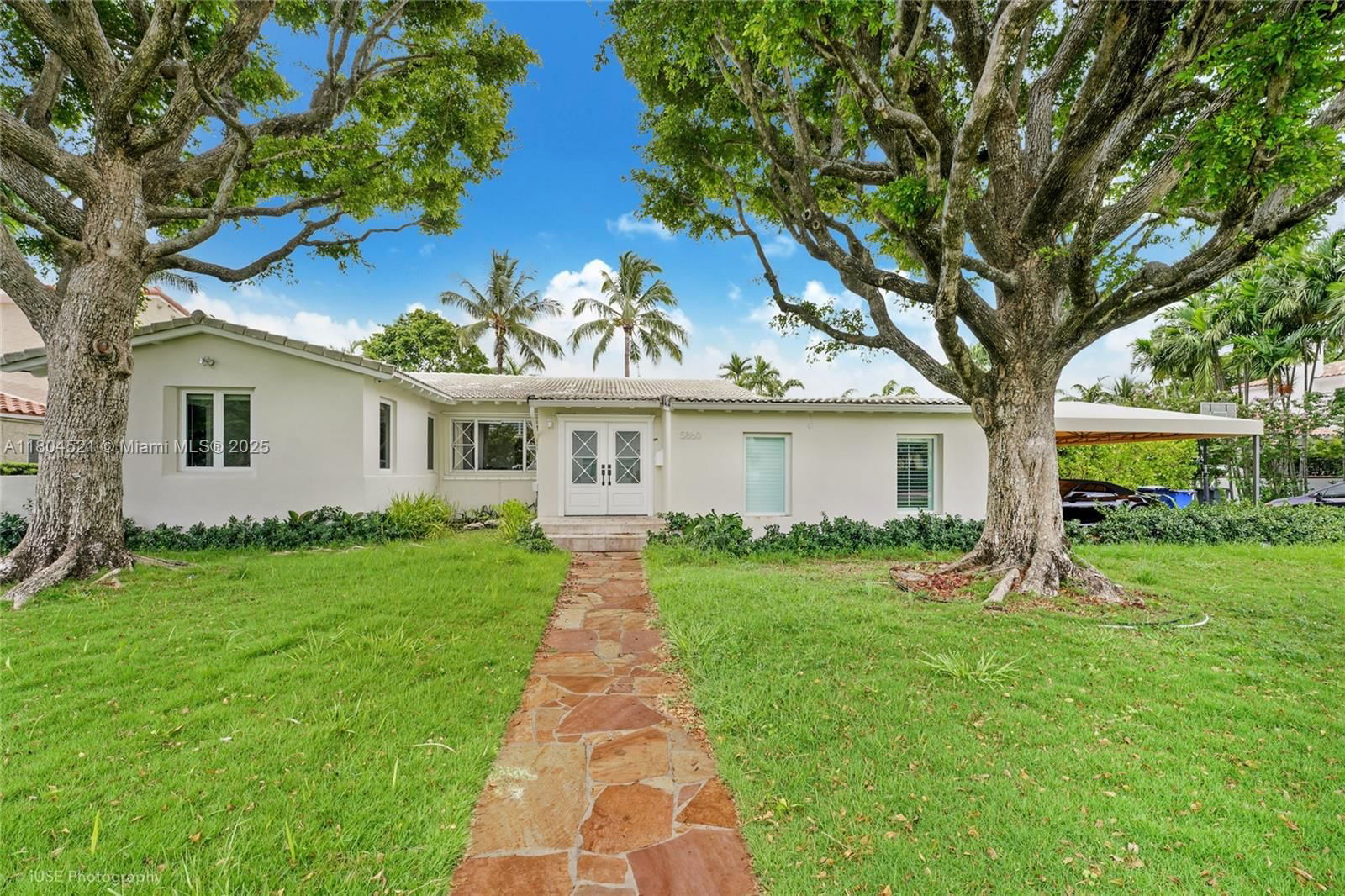 Real estate property located at 5860 La Gorce Dr, Miami-dade, Beach View Addn, Miami Beach, FL
