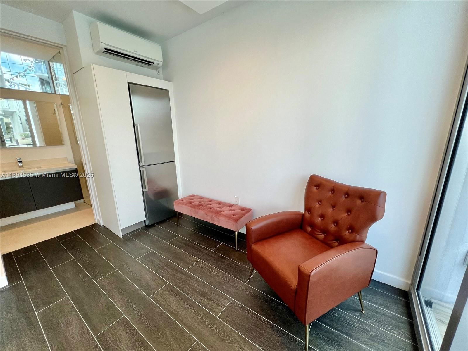 Real estate property located at 851 1st Ave CABANA PB23, Miami-dade, Paramount Miami Worldcent, Miami, FL