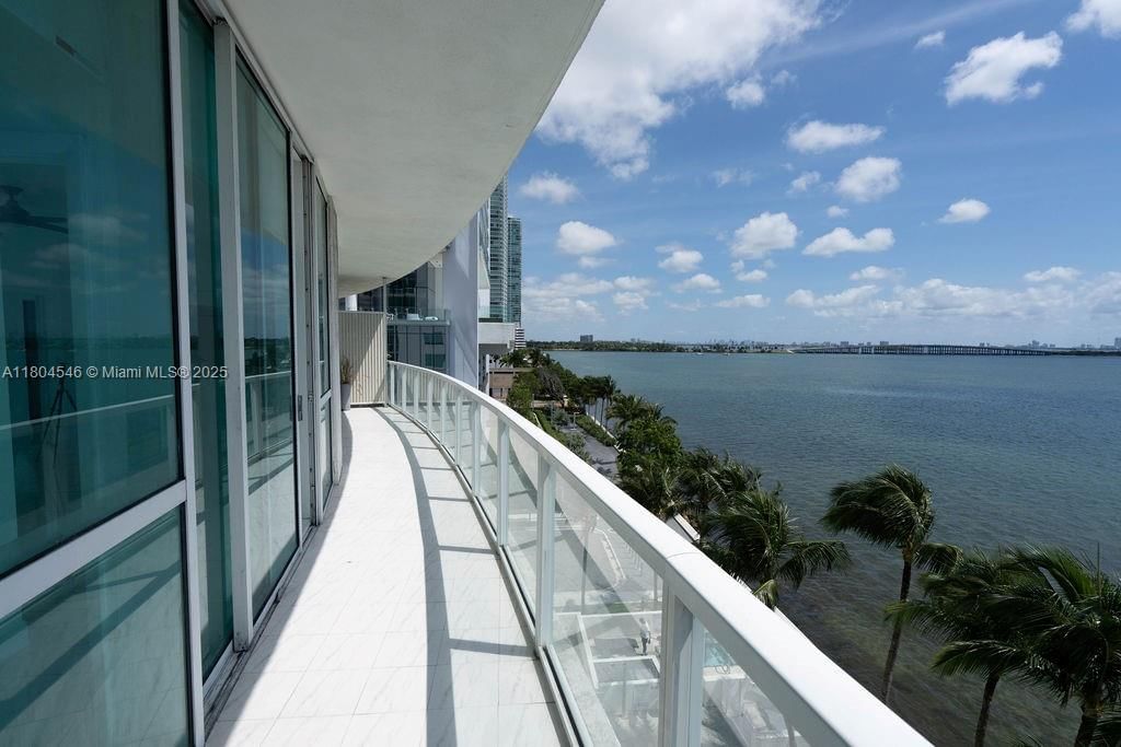 Real estate property located at 665 25th St #405, Miami-dade, Onyx On The Bay Condo, Miami, FL