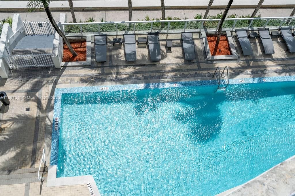 Real estate property located at 665 25th St #405, Miami-dade, Onyx On The Bay Condo, Miami, FL