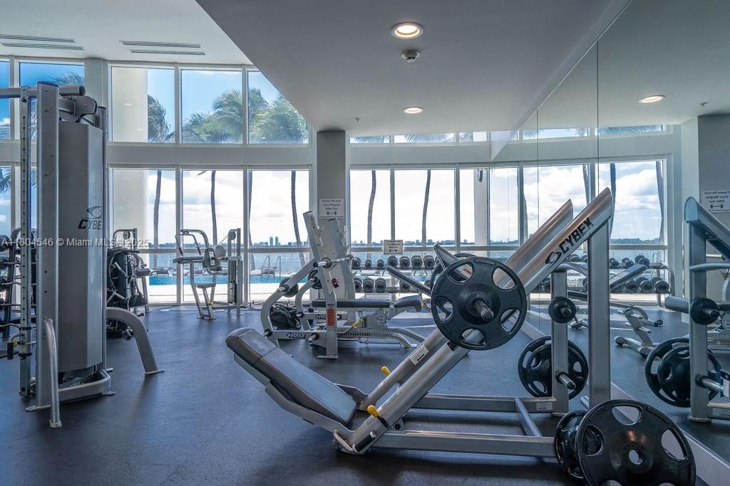 Real estate property located at 665 25th St #405, Miami-dade, Onyx On The Bay Condo, Miami, FL