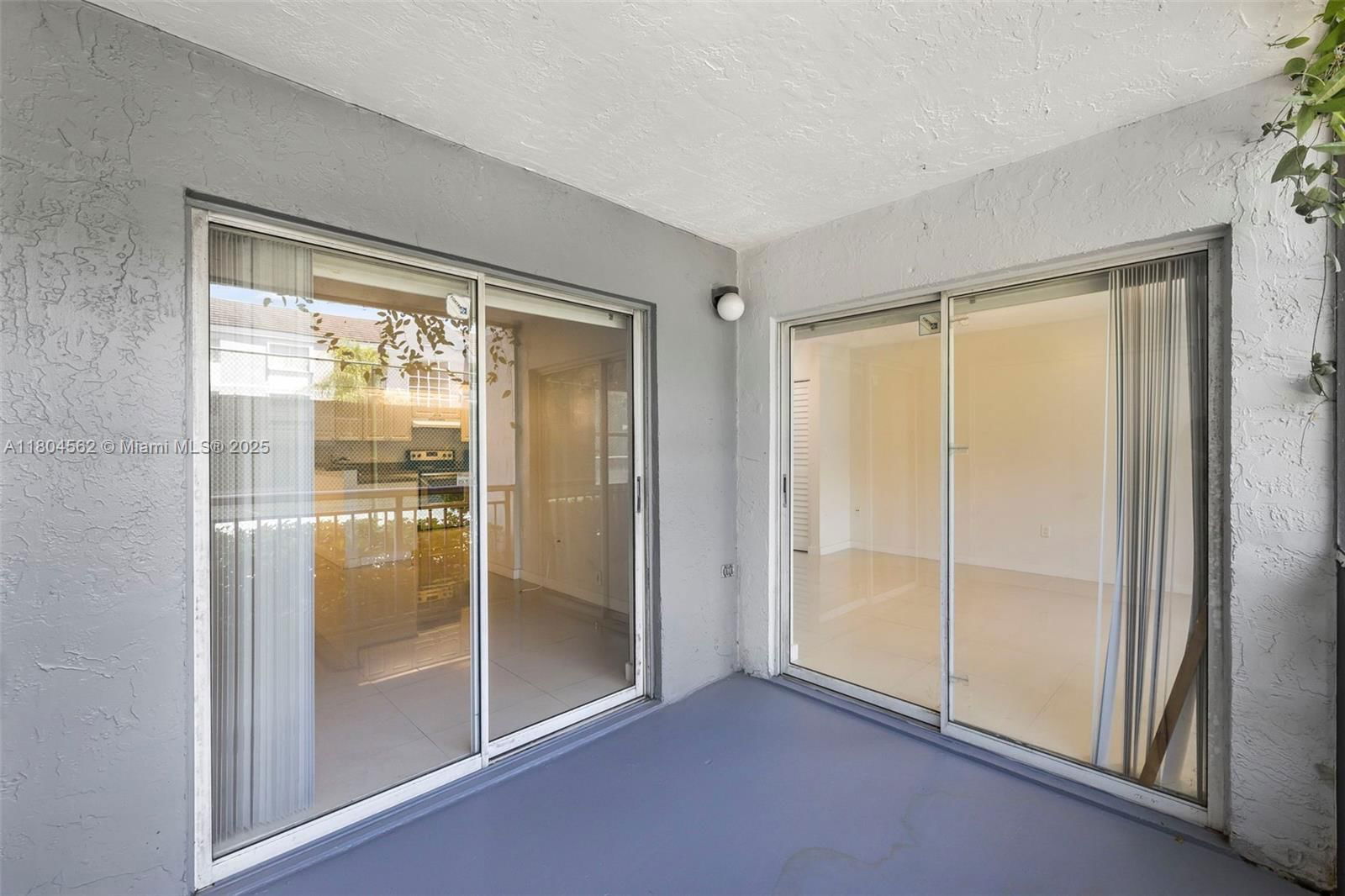 Real estate property located at 8520 212th St #106, Miami-dade, Le Club At Old Cutler Con, Cutler Bay, FL