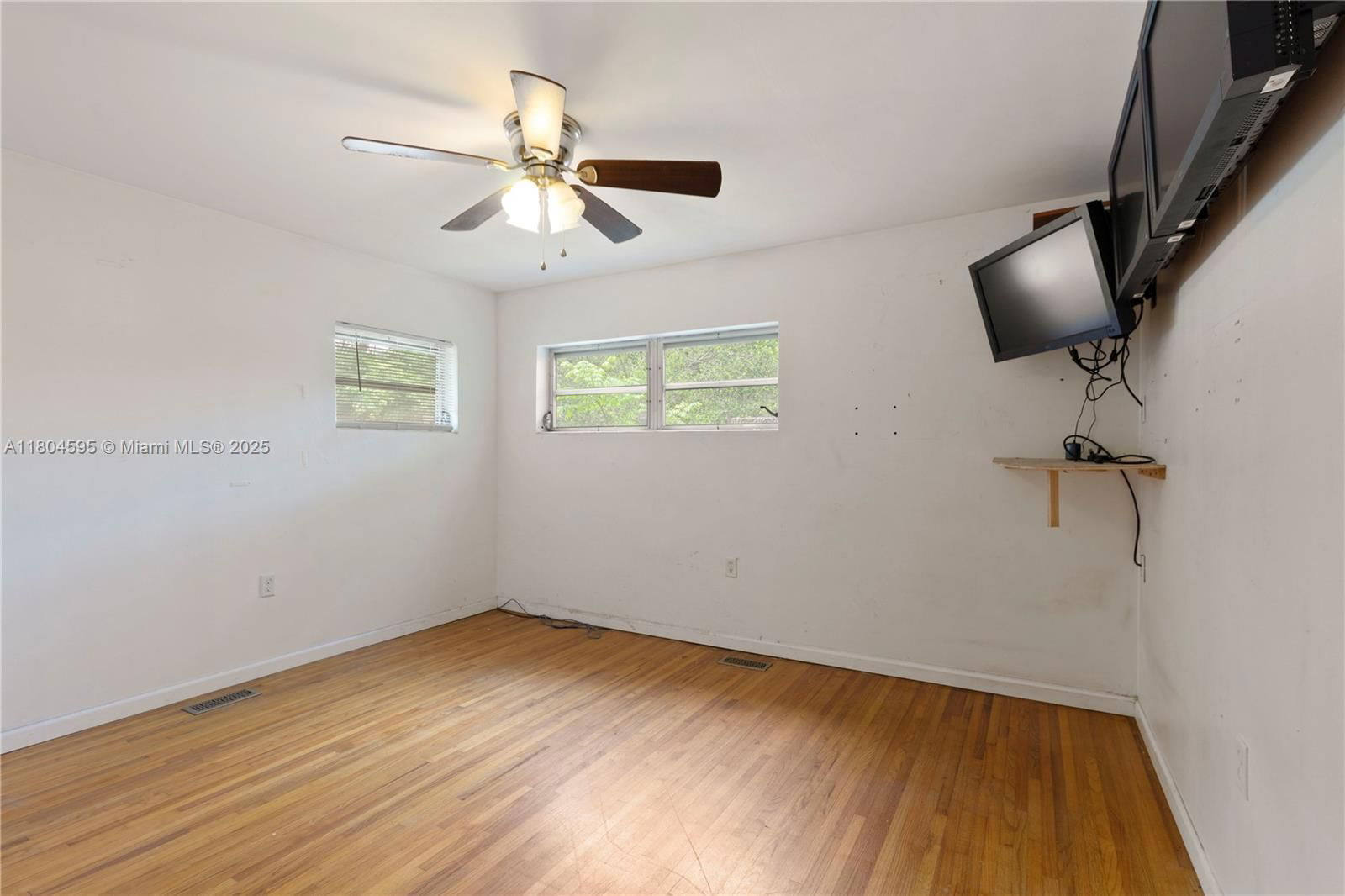 Real estate property located at 820 S. MONTGOMERY AVE, Volusia, Elliott's Sub, Deland, FL