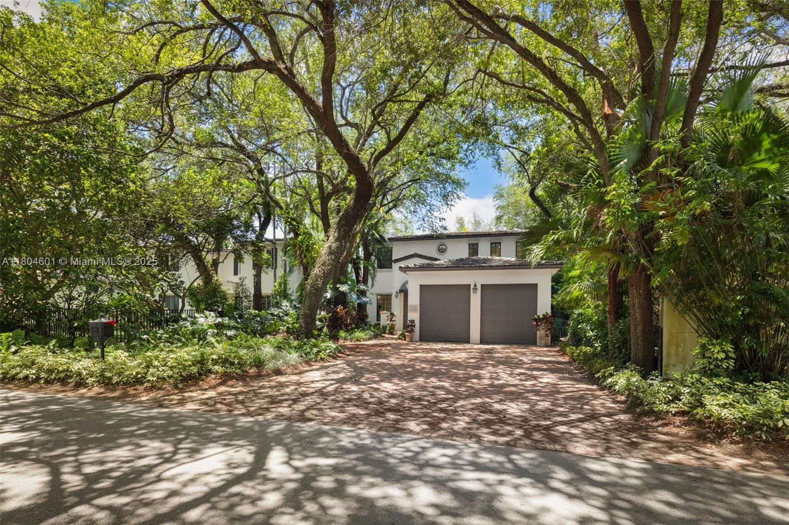 Real estate property located at 7250 Erwin Rd, Miami-dade, University Place, Coral Gables, FL